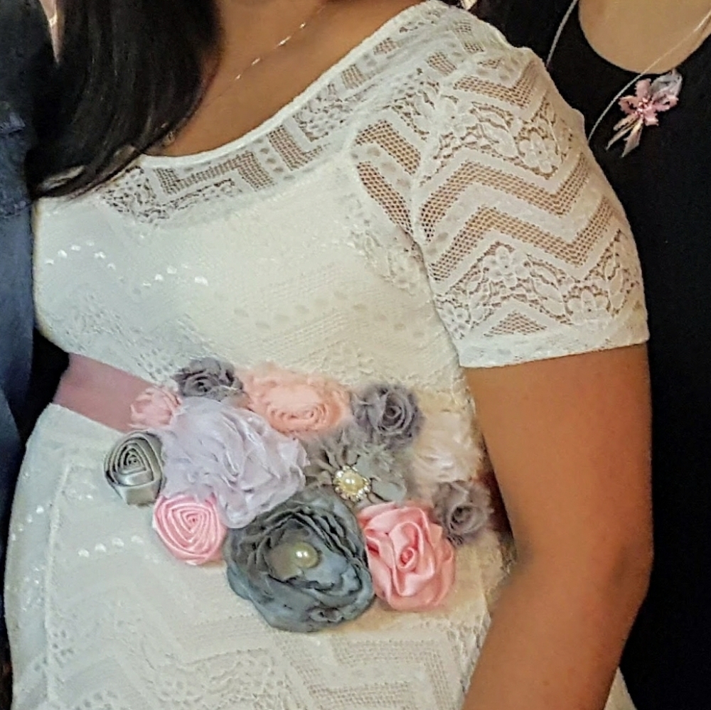 Jessica Simpson Maternity Dress